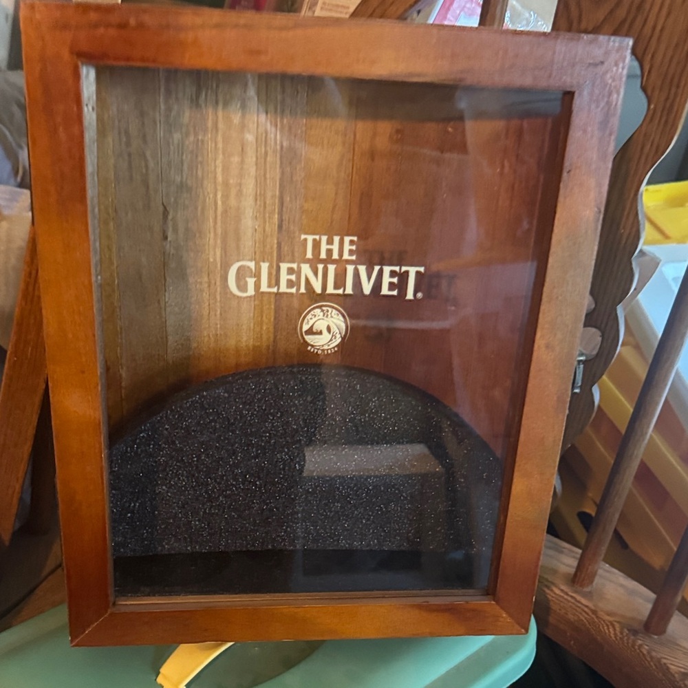 Glenlivet 
Case